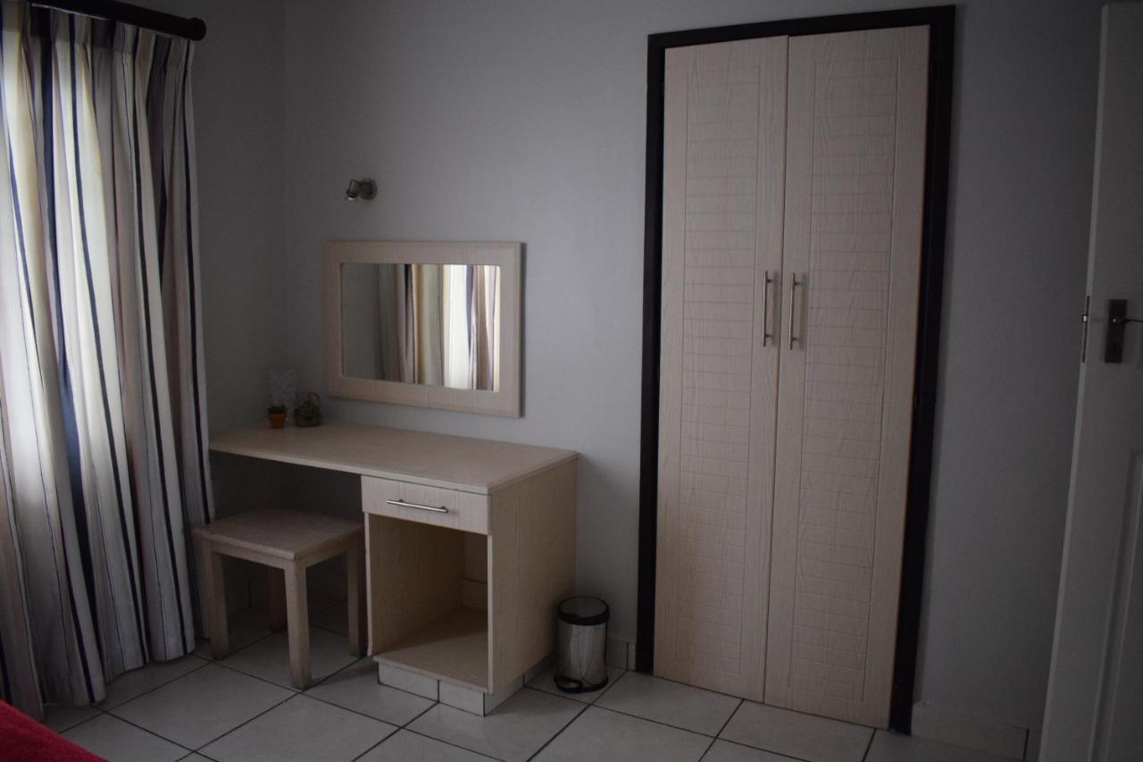 Sunrise Beach Resort Amanzimtoti Eksteriør billede