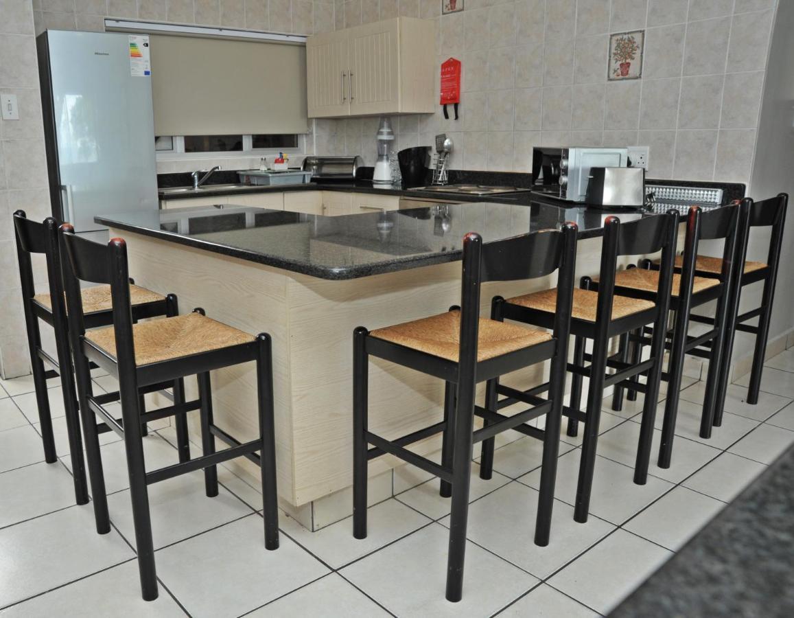 Sunrise Beach Resort Amanzimtoti Eksteriør billede